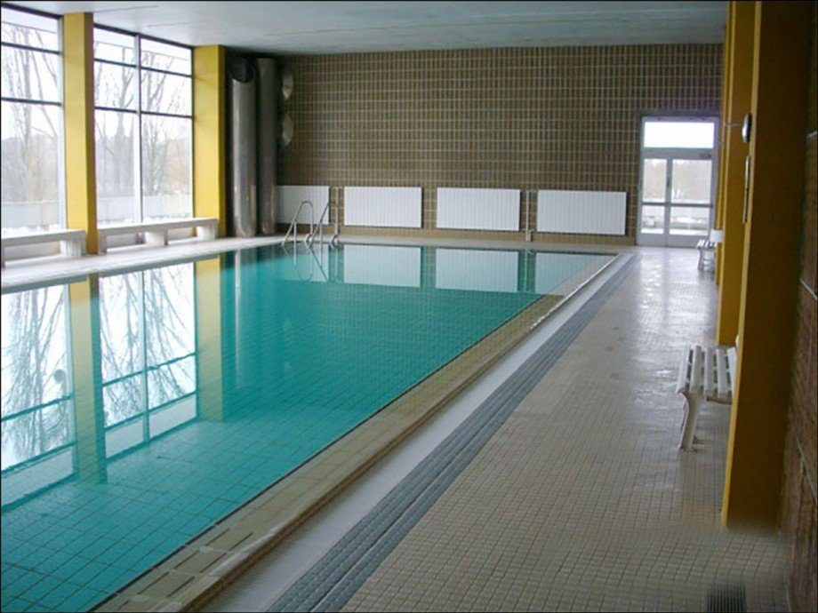 Foto_Schwimmbad Etagenwohnung Wolfsburg